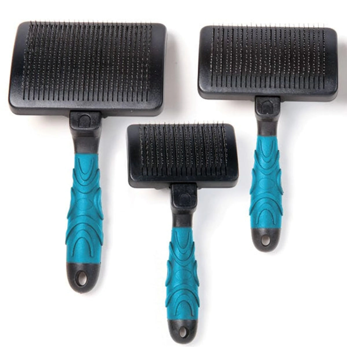 Self-cleaning slicker brush
